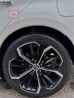 نيسان ألتيما